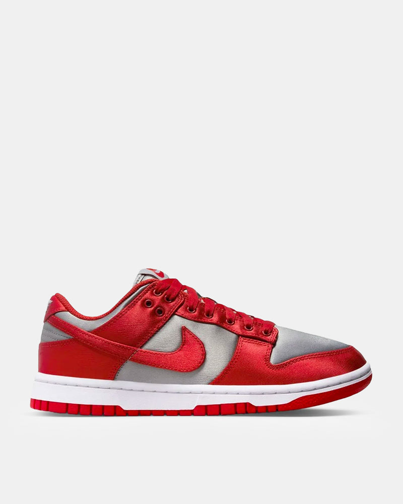 W Nike Dunk Low ESS Sneaker (Medium Grey | Varsity Red)