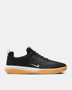 Nike SB Zoom Nyjah 3 (Black | White)